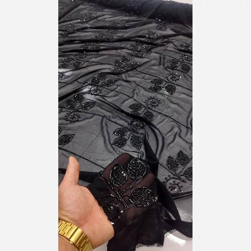 پارچه حریر ملیله دوزی جلوه ای از ظرافت و شکوه اگر به دنبال پارچه ای خاص و چشم نواز برای دوخت لباس های مجلسی و شیک س